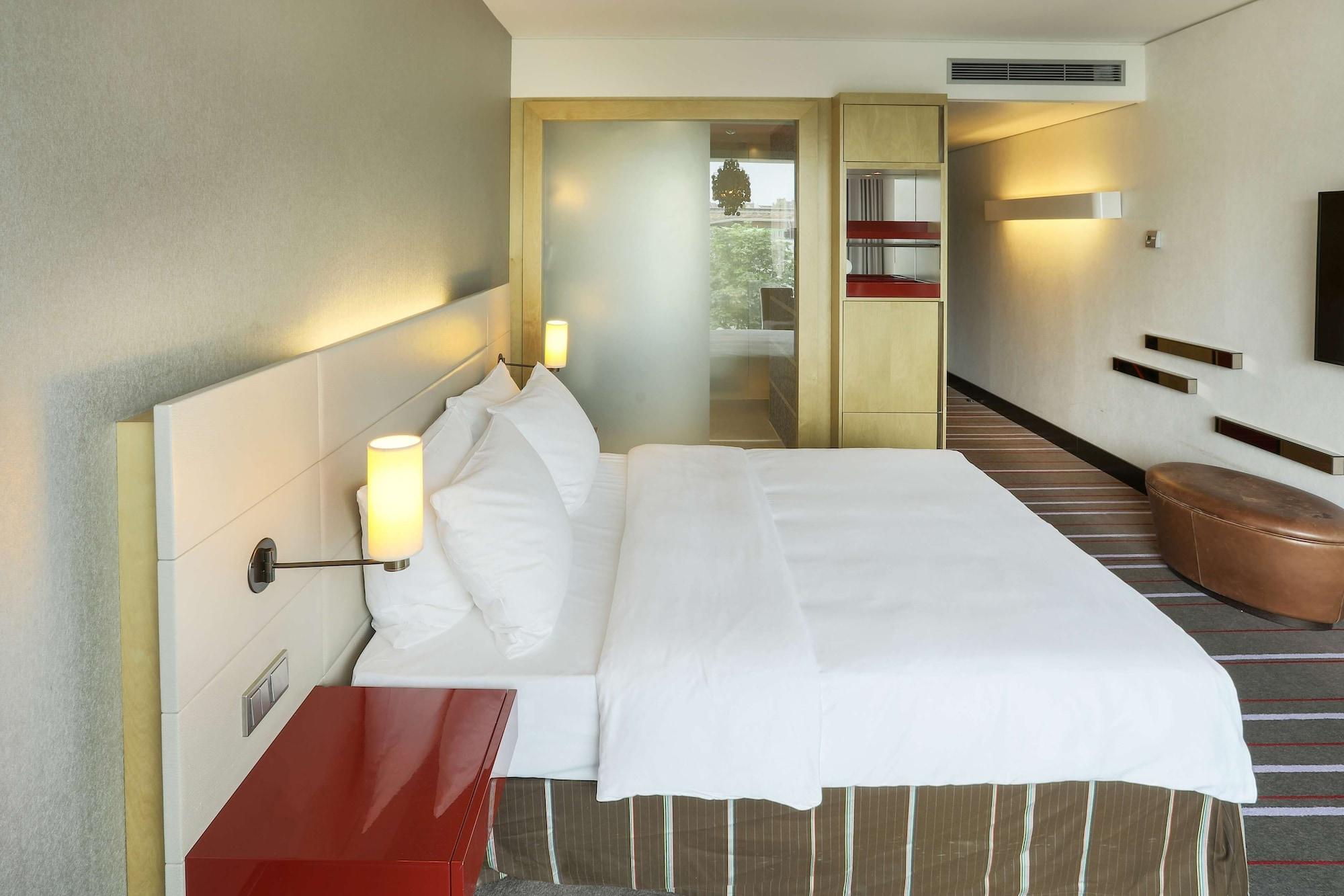 Radisson Blu Media Harbour Hotel, Duesseldorf Bagian luar foto
