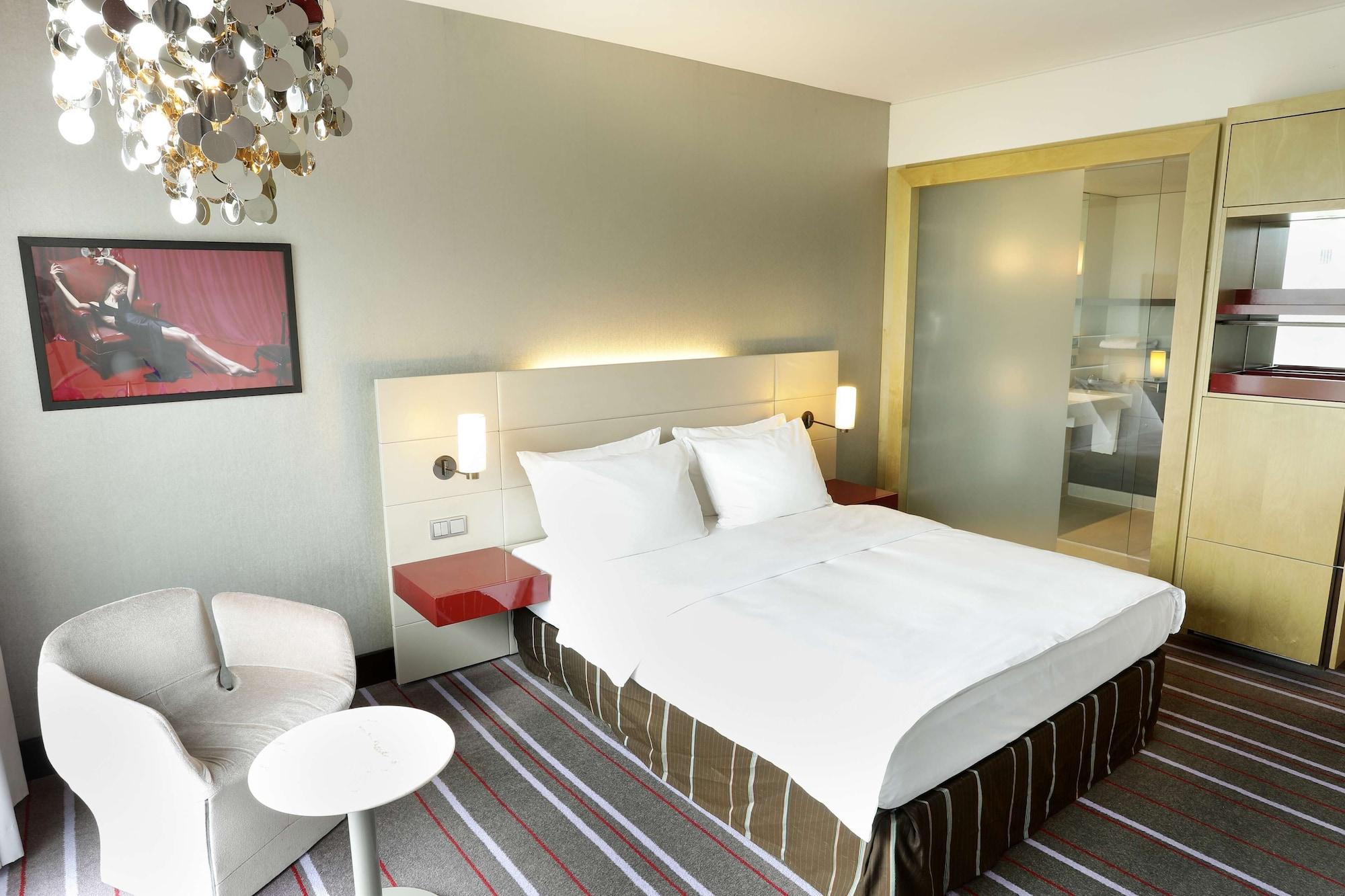 Radisson Blu Media Harbour Hotel, Duesseldorf Bagian luar foto