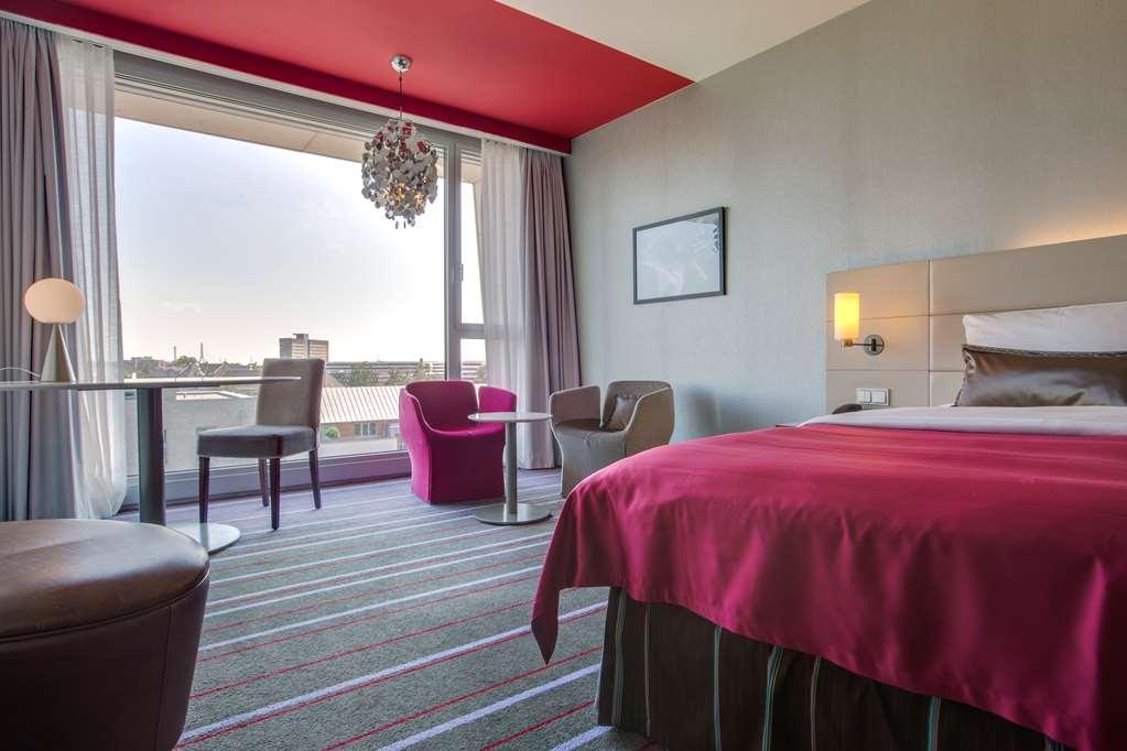 Radisson Blu Media Harbour Hotel, Duesseldorf Ruang foto