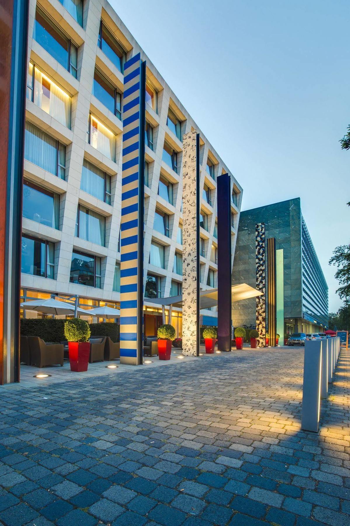 Radisson Blu Media Harbour Hotel, Duesseldorf Bagian luar foto