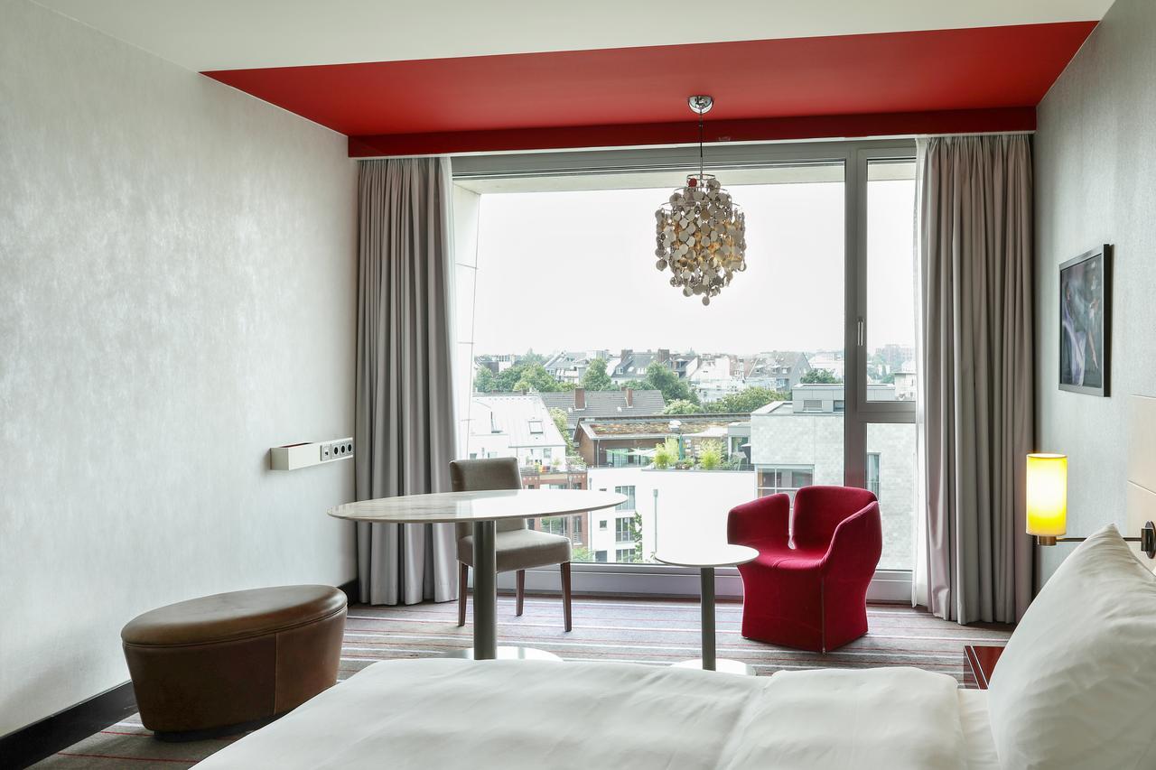 Radisson Blu Media Harbour Hotel, Duesseldorf Bagian luar foto