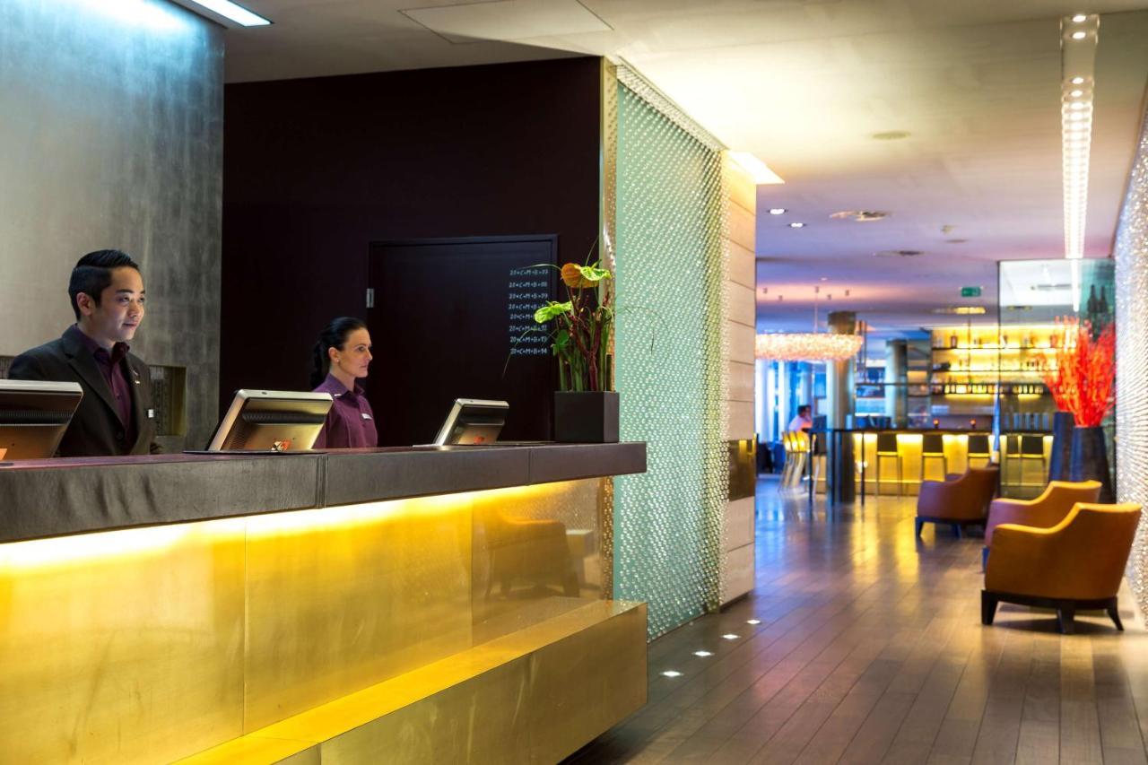 Radisson Blu Media Harbour Hotel, Duesseldorf Bagian luar foto
